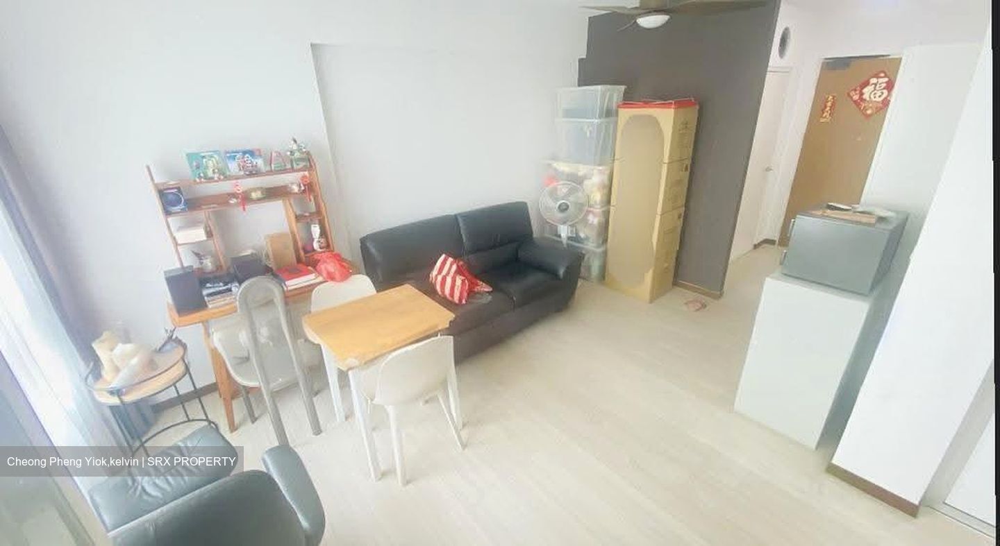 Blk 448B West Valley @ Bukit Batok (Bukit Batok), HDB 2 Rooms #615978251